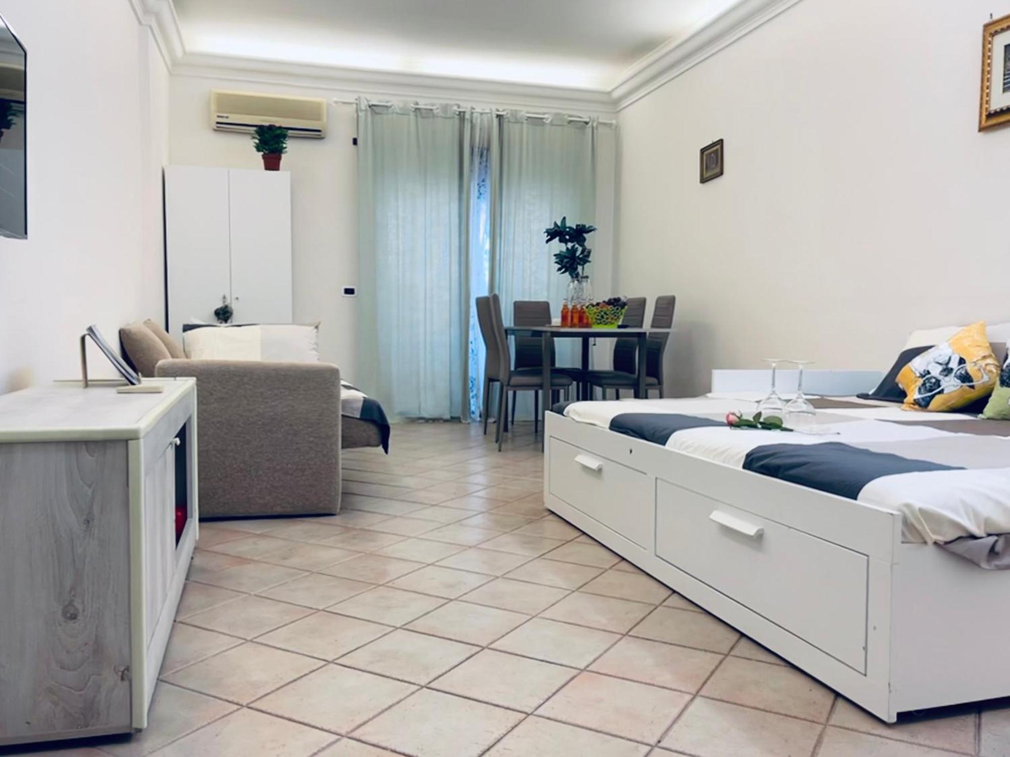 Angelina Suite Roma Exterior foto